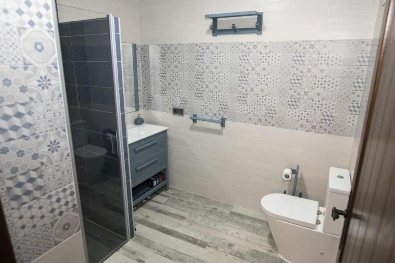 Elegante Apartamento Para 5 En El Centro De Caceres Con Wifi Exterior photo